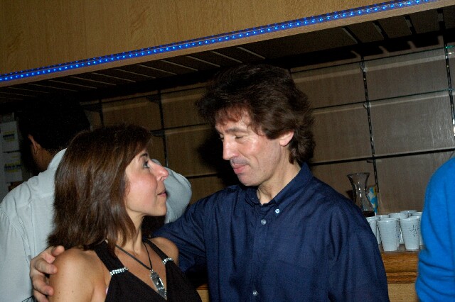 min 2006 02 12 agora 180